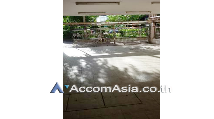  1  Office Space For Rent in Phaholyothin ,Bangkok BTS Ari AA13212